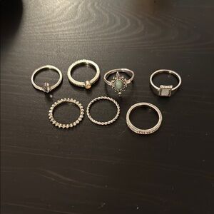 Set of seven silver rings